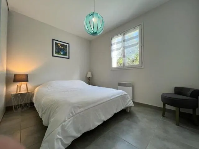 Villa Maison 4 Pièces 6 Couchages Georges D'oléron Sgo000-075 *